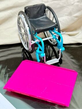 2018 Barbie Fashionistas Wheelchair GGL22 with Pink Ramp Mattel Replacement